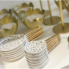 Cuillère apéritive porcelaine