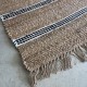 Tapis rectangle jute frangé rayure noires