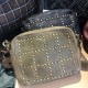 Pochette bandoulière Cuir et Clous OLIVE